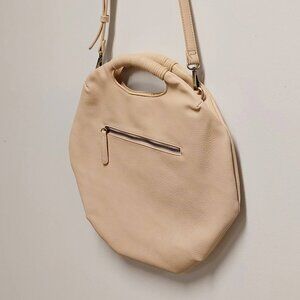 Malibu Skye Cream w/Brass Hardware Vegan Leather Circle Purse / Shoulder Bag O/S